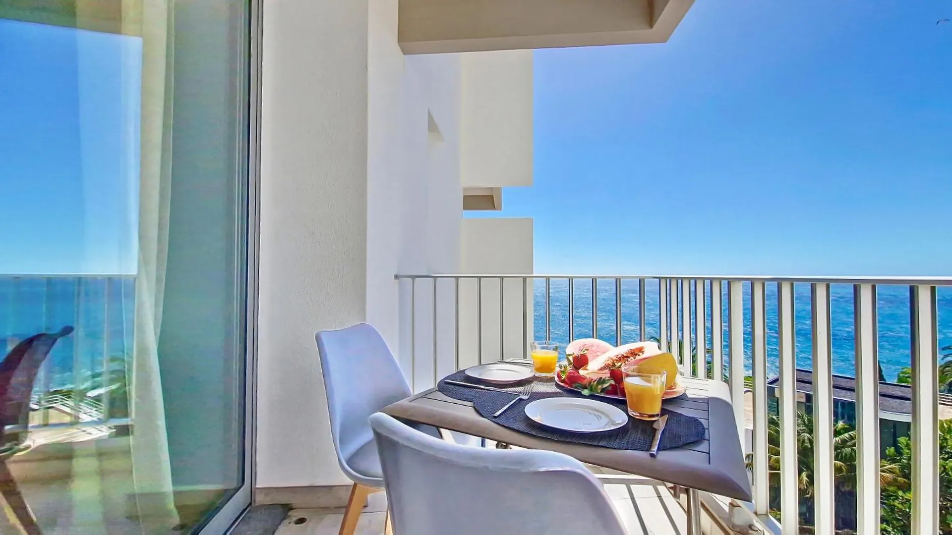 Appartamento Ponta Beachside By Lovelystay Funchal  Portogallo